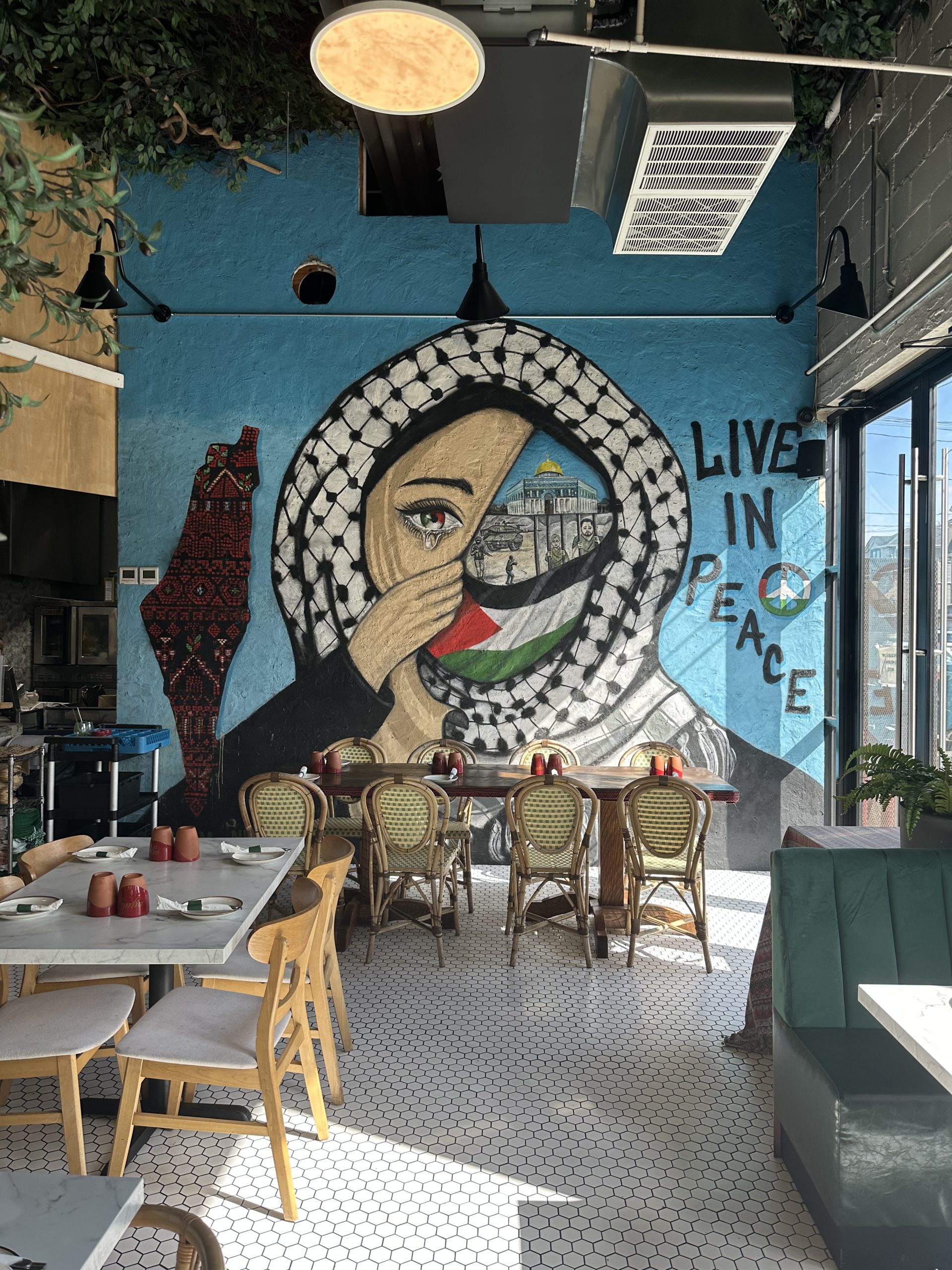 The Rich Tradition of Palestinian Cuisine: A Spotlight on Ayat Restaurant